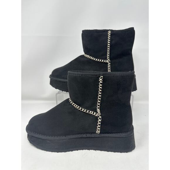 NWT Arizona Black Cozy Stitch Short Winter Boots SIZE 8 - Picture 3 of 10